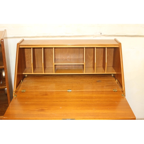 21 - QUANTITY OF NATHAN FURNITURE [X3]
84 X 47 X 105CM