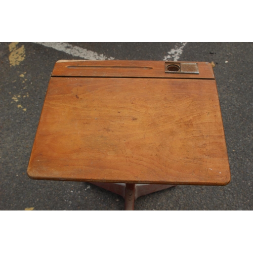 61 - VINTAGE CHILDS DESK
80 X 64 X 51CM