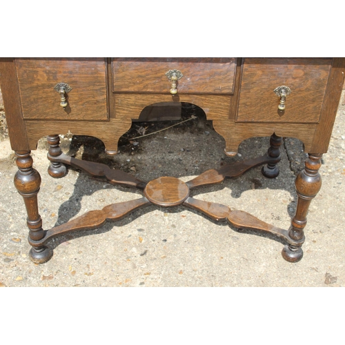 83 - VINTAGE EDWARDIAN KNEE HOLE DESK