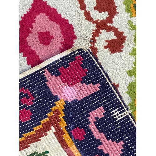 118 - 3 X VINTAGE RUGS 
140 X 76CM