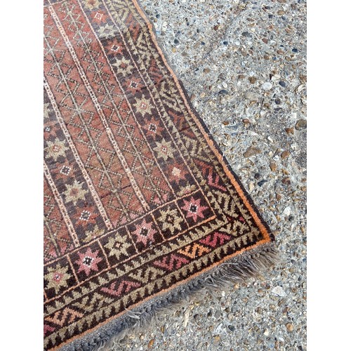 122 - VINTAGE EASTERN RUG
122 X 83CM