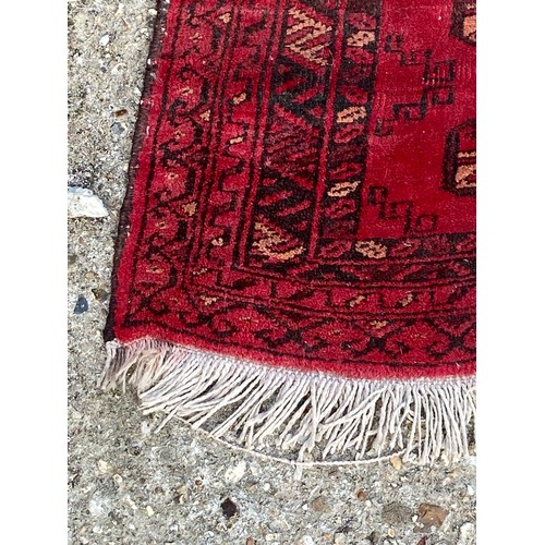 123 - VINTAGE EASTERN RUG
125 X 73CM