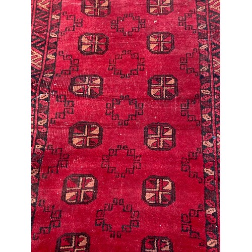 123 - VINTAGE EASTERN RUG
125 X 73CM