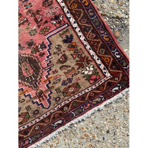 126 - VINTAGE EASTERN RUG
142 X 93CM