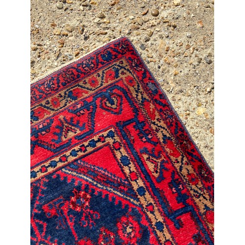 127 - VINTAGE EASTERN RUG
170 X 107CM