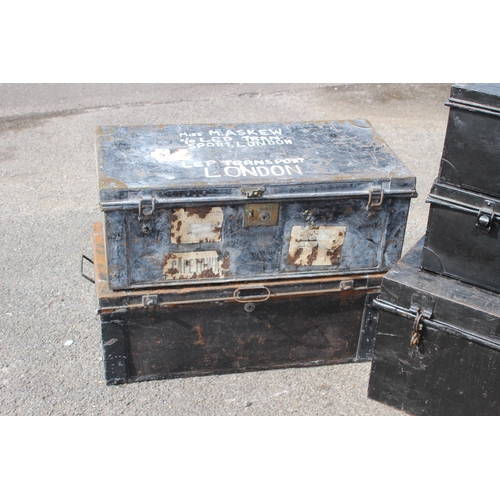 105 - 5 X METAL MILITARY TRUNKS
87 x 38 x 48cm