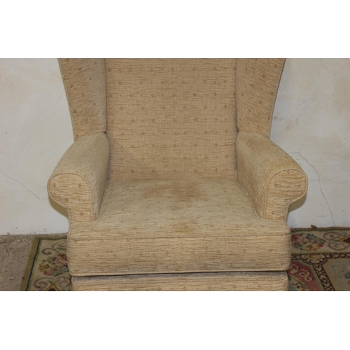 16 - WINGBACK ARMCHAIR
101 X 74CM