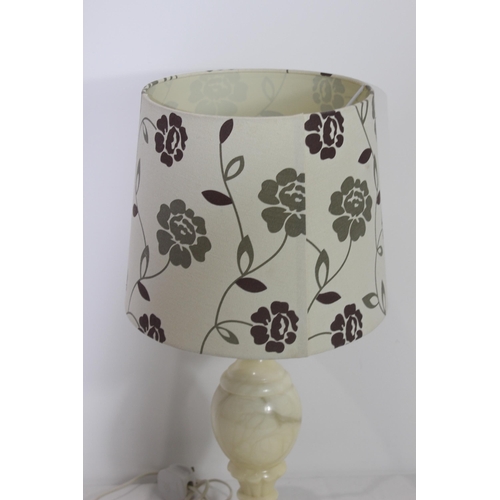 105 - DECORATIVE LAMP
57CM