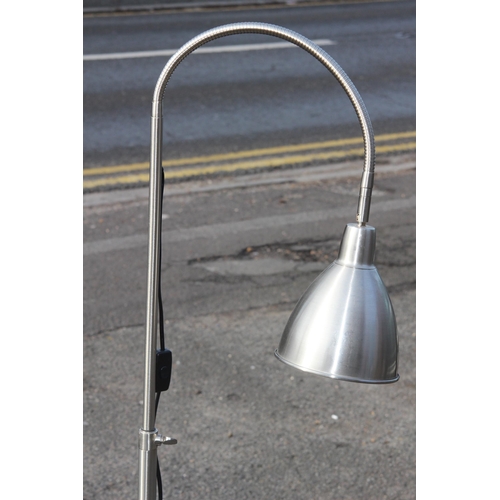 107 - MODERN FLOOR READING LAMP
145CM