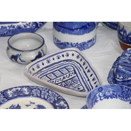 206 - LARGE QUANTITY OF BLUE AND WHITE CHINA