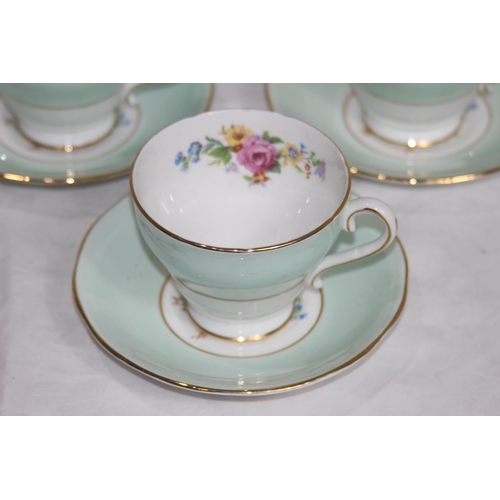 219 - VINTAGE SAILSBURY TEASET