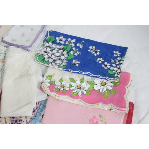 296 - VINTAGE BOX AND HANDKERCHIEFS