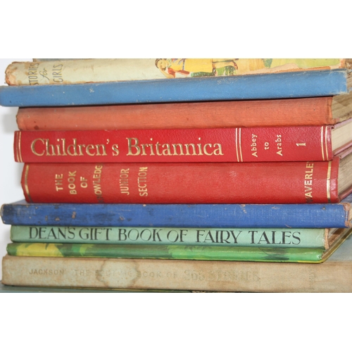 315 - QUANTITY OF VINTAGE CHILDREN'S BOOKS ETC