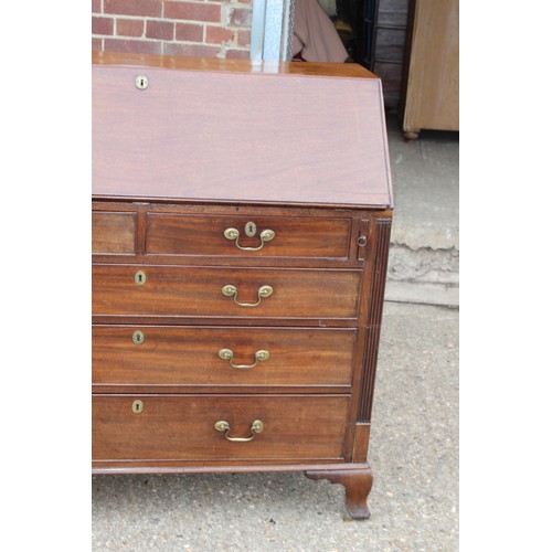 41 - ANTIQUE GEORGIAN BUREAU 
118 X 53 X 110CM