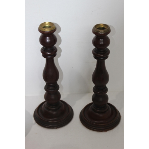 327 - QUANTITY OF TREEN INCLUDING ROYAL DOULTON TOBACCO JAR