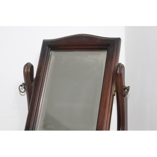 333 - VINTAGE MAKE UP MIRROR
40 X 33CM