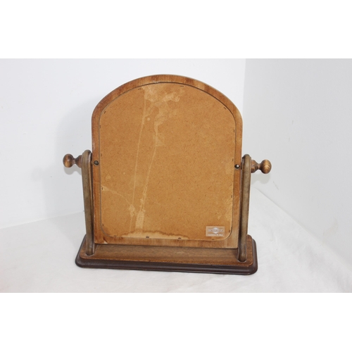 336 - VINTAGE MAKE UP MIRROR
35 X 33CM