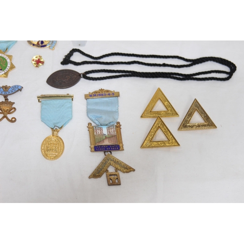 350 - QUANTITY OF FREEMASONS EPHEMERA