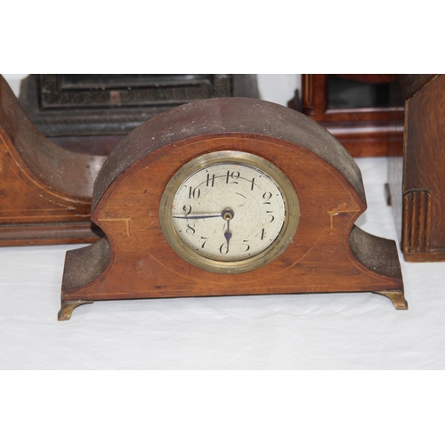 353 - QUANTITY OF VINTAGE CLOCKS 
34CM