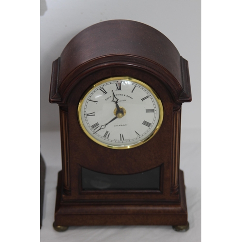 353 - QUANTITY OF VINTAGE CLOCKS 
34CM