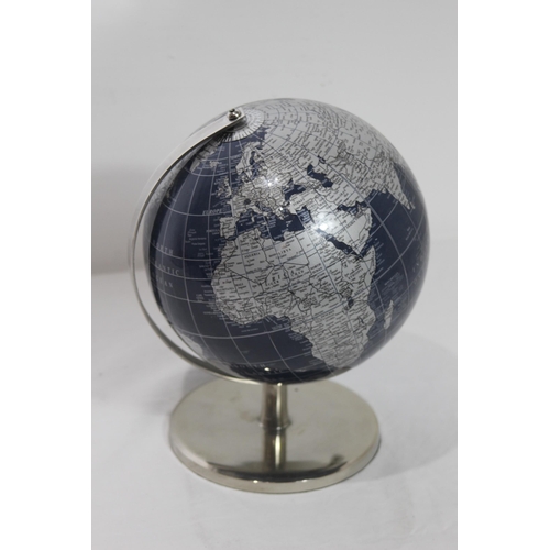 356 - GLOBE 
31CM