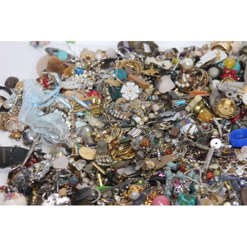 375 - LARGE BOX OF COSTUME JEWELLERY