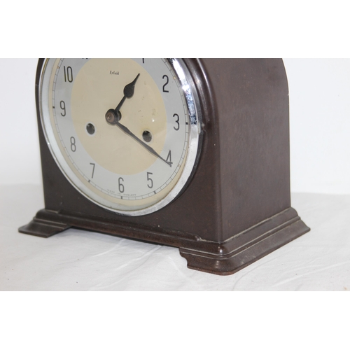 376 - VINTAGE ENFIELD BAKELITE CLOCK
23CM