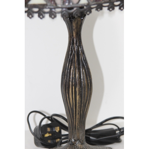 117 - TIFFANY STYLE TABLE LAMP
38CM