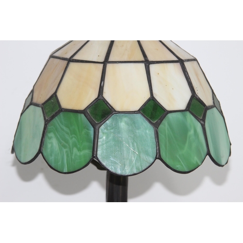 118 - TIFFANY STYLE LAMP
47CM