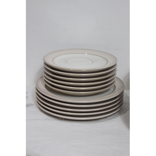 245 - QUANTITY OF DENBY