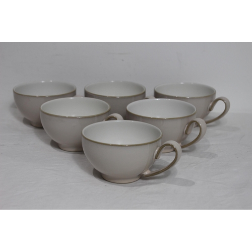 245 - QUANTITY OF DENBY