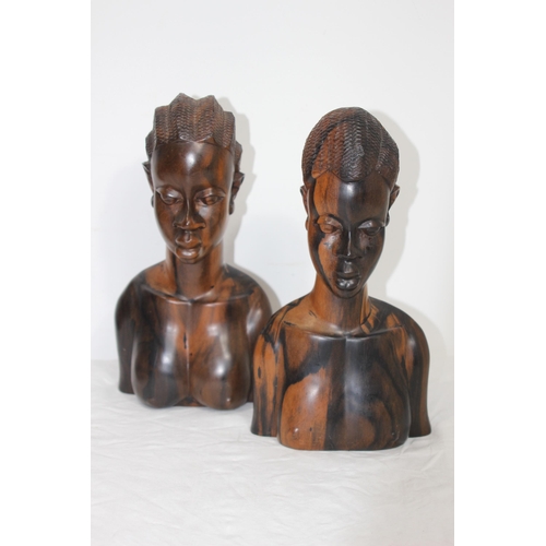 388 - 2 X CARVED AFRICAN BUSTS 
31CM