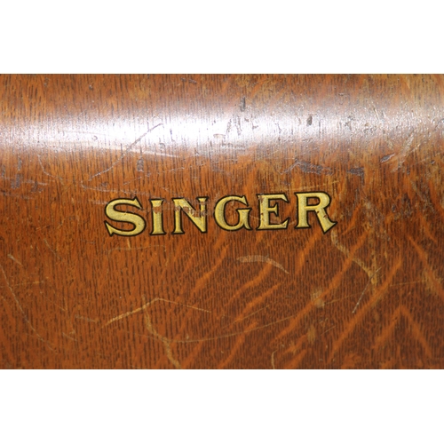 395 - SINGER SEWING MACHINE