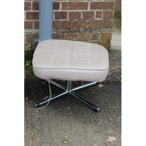 53 - 3 X RETRO FOOTSTOOLS 
54 X 34CM