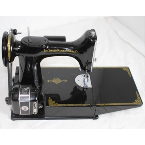 401 - VINTAGE SINGER NO 221K1 SEWING MACHINE