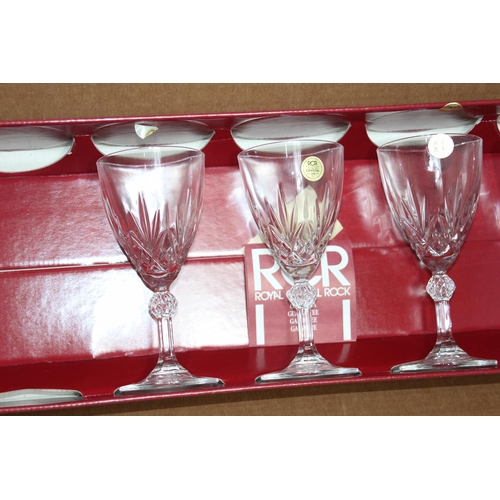 262 - QUANTITY OF CRYSTAL AND GLASS PART SETS