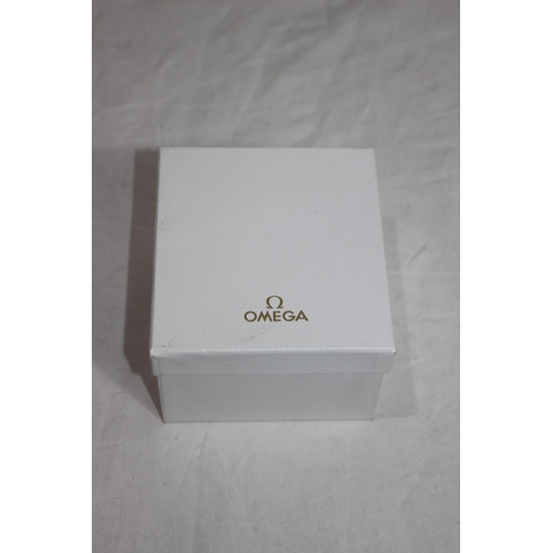 879 - VINTAGE LADIES OMEGA 18K GOLD WATCH BOXED