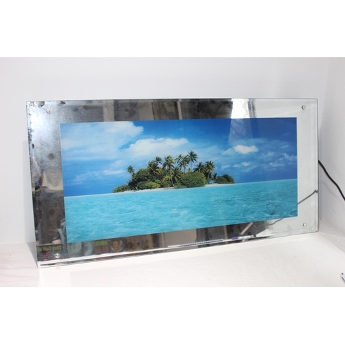 192 - ISLAND BEACH LIGHT UP BOX WITH SOUND 
96 X 50CM