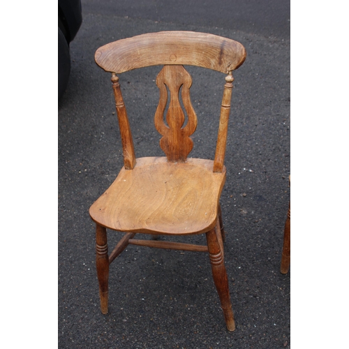 1 - 4 X VINTAGE PINE CHAIRS - A/F
39 X 39 X 82CM