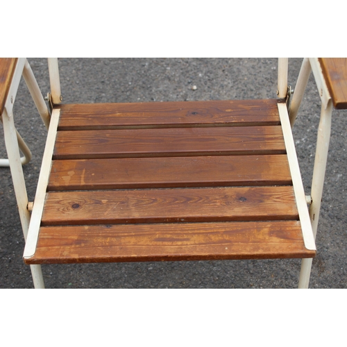 99 - 2 X VINTAGE RETRO FOLDING WOOD SLATTED GARDEN CHAIRS 
60 X 53CM