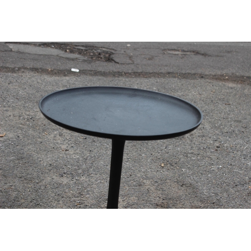 26 - METAL OCCAISSIONAL TABLE 
52 X 40CM