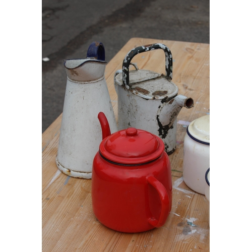 250 - QUANTITY OF ENAMELWARE