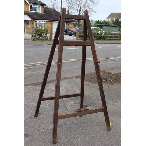 299 - VINTAGE EARLY MID 20TH CENTURY A FRAME WOODEN SCHOOL ARTISTS STUDIO EASEL
181 X 94CM