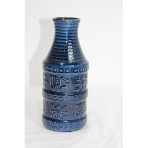 541 - RETRO WEST GERMANY BAY KERAMIK 64 20 VASE 
20CM