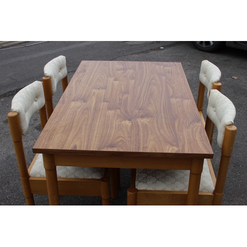 32 - RETRO 1950'S P.I DINETTE TABLE AND CHAIRS SET 
112 X 68 X 70CM