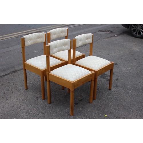 32 - RETRO 1950'S P.I DINETTE TABLE AND CHAIRS SET 
112 X 68 X 70CM