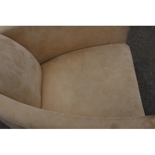 16 - Art Deco STYLE SUEDE CHAIR
70 X 60 X 88CM