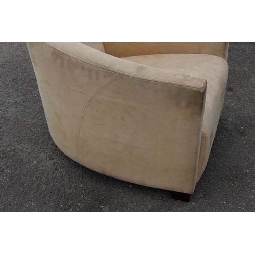 16 - Art Deco STYLE SUEDE CHAIR
70 X 60 X 88CM