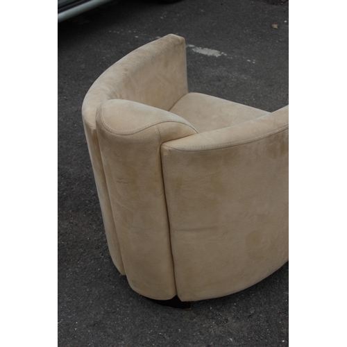 16 - Art Deco STYLE SUEDE CHAIR
70 X 60 X 88CM