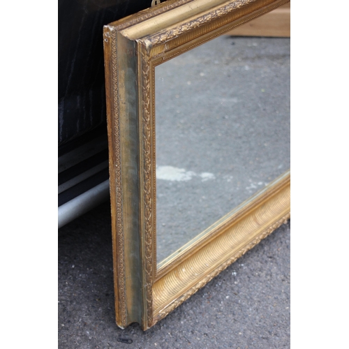 137 - ANTIQUE GILT FRAMED MIRROR
86.5 X 67CM